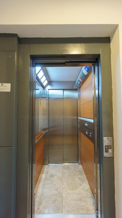 Rentalsevilla Coqueto Apartamento Con Terraza Privada Dış mekan fotoğraf
