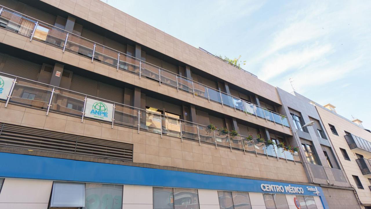 Rentalsevilla Coqueto Apartamento Con Terraza Privada Dış mekan fotoğraf