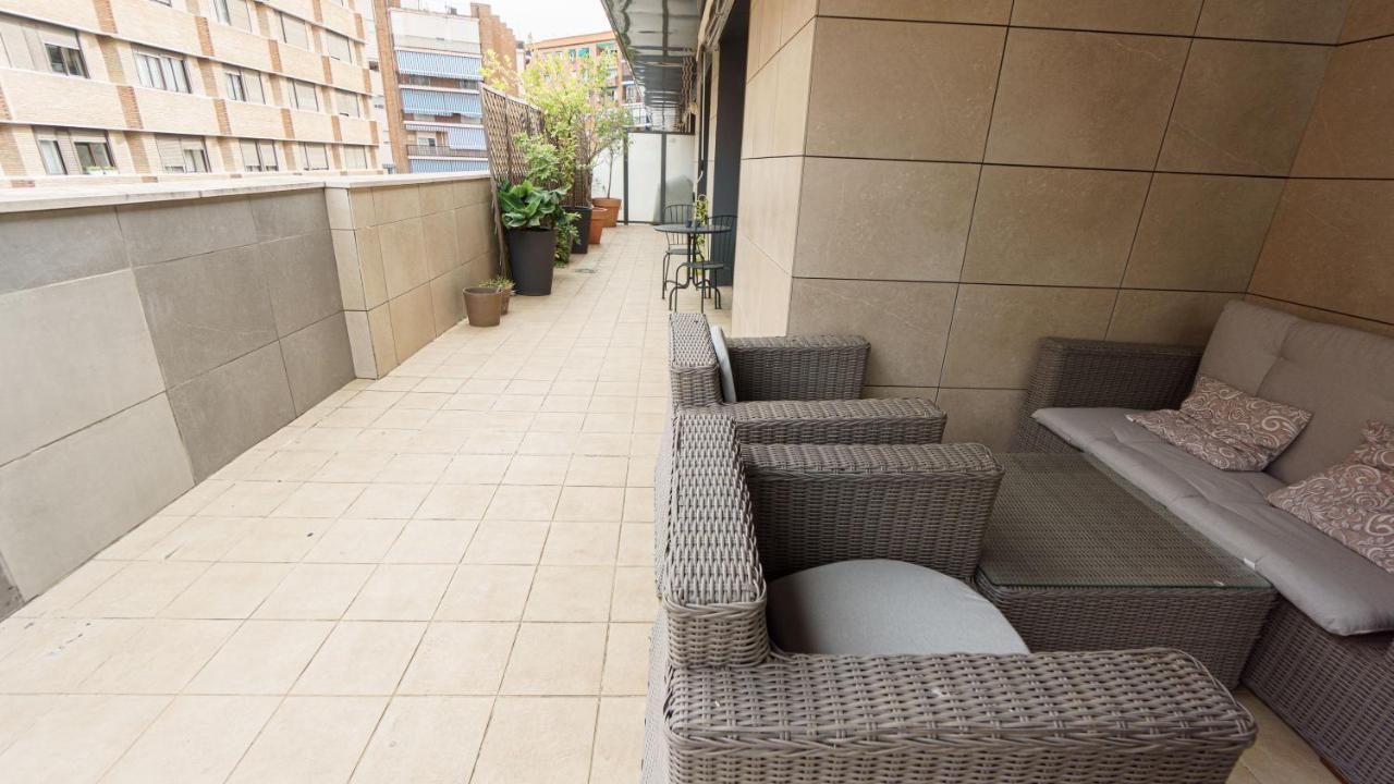Rentalsevilla Coqueto Apartamento Con Terraza Privada Dış mekan fotoğraf